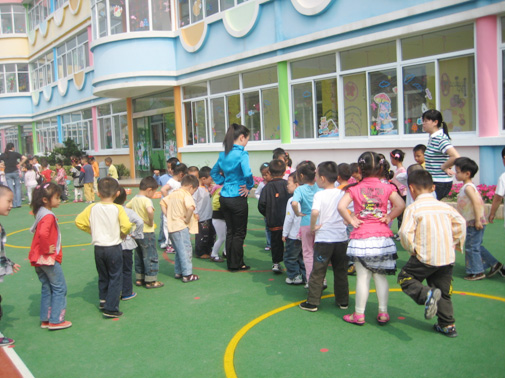 幼儿园装备